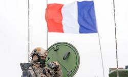 法国防长：法国预备役军人放宽年龄直到70岁