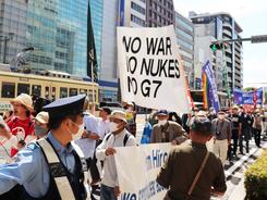 G7峰会前日本民众接连抗议，该让日本政府警醒了