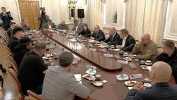 普京与俄战地记者代表会面，称乌军反攻未成功、损失重大