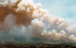 加拿大野火持续烧　美国多地空气质量“爆表”