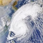 台风“苏拉”向广东中东部一带沿海靠近 “达维”将变性为温带气旋