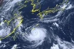 台湾气象部门发布台风“卡努”预警，多地纳入警戒区