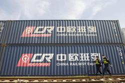 “中欧班列-上海号”今年累计开行60列，运输总货值近20亿元