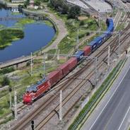 1至9月国家铁路发送货物28.97亿吨