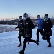 追光丨最冷零下58℃的地方 有支中国冷极马拉松队