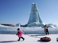 哈尔滨冰雪大世界闭园 下个冬天再相约
