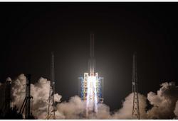 龙年首发！我国成功发射通信技术试验卫星十一号