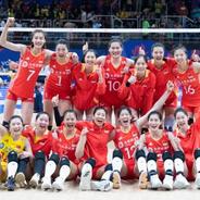 世界女排联赛：中国队胜美国队 排名升至第五