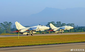 超硬核！空军航空兵战机训练大片