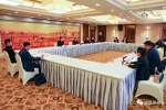 我市召开援鄂医疗队队员座谈会