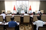 守初心担使命扎根基层甘于奉献，做新思想的坚定信仰者忠实践行者！曹路宝在党代会报告征求基层党代表意见时强调