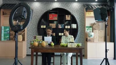 与你同行 筑梦未来