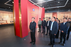 市委常委参观《初心如磐 使命在肩——新四军的作风建设》展览